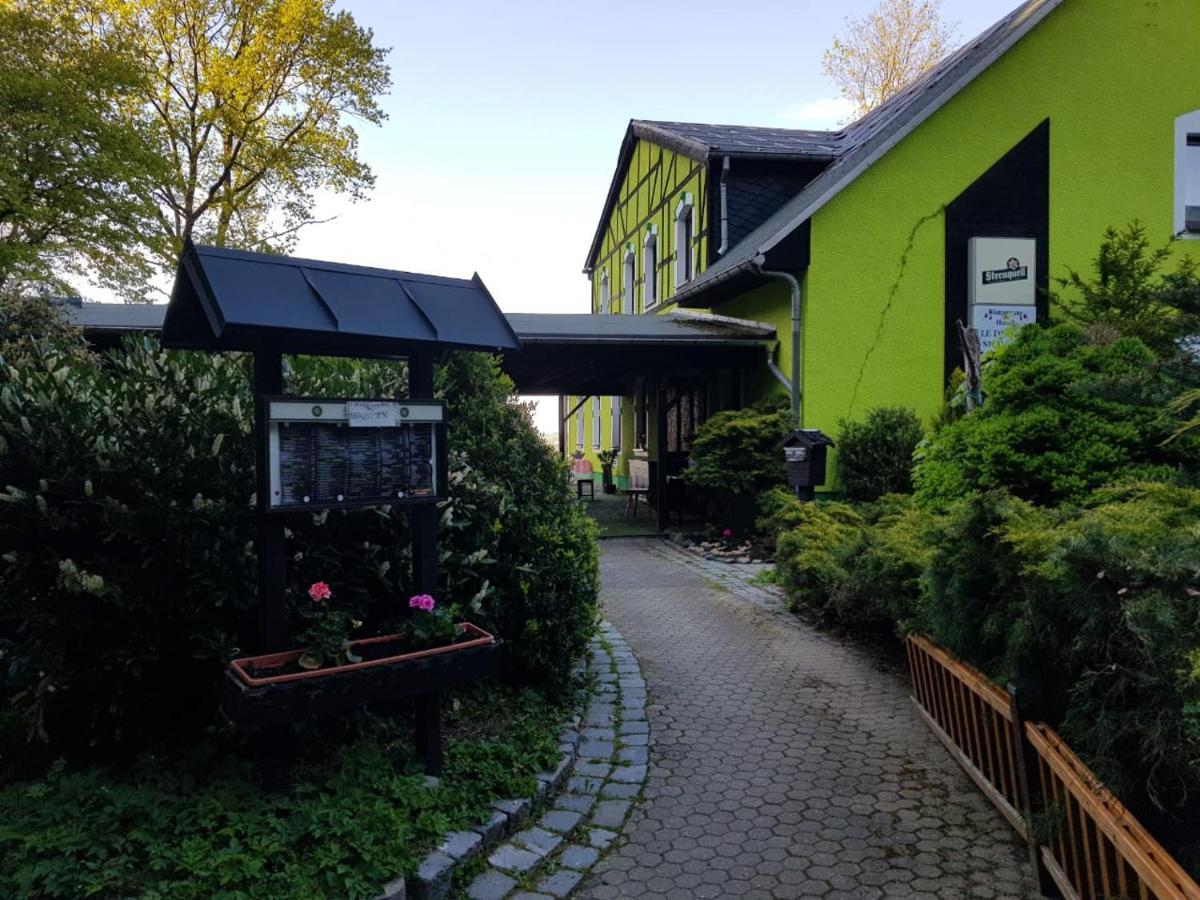 Le Delizie Siciliane Hotel Oelsnitz  Buitenkant foto