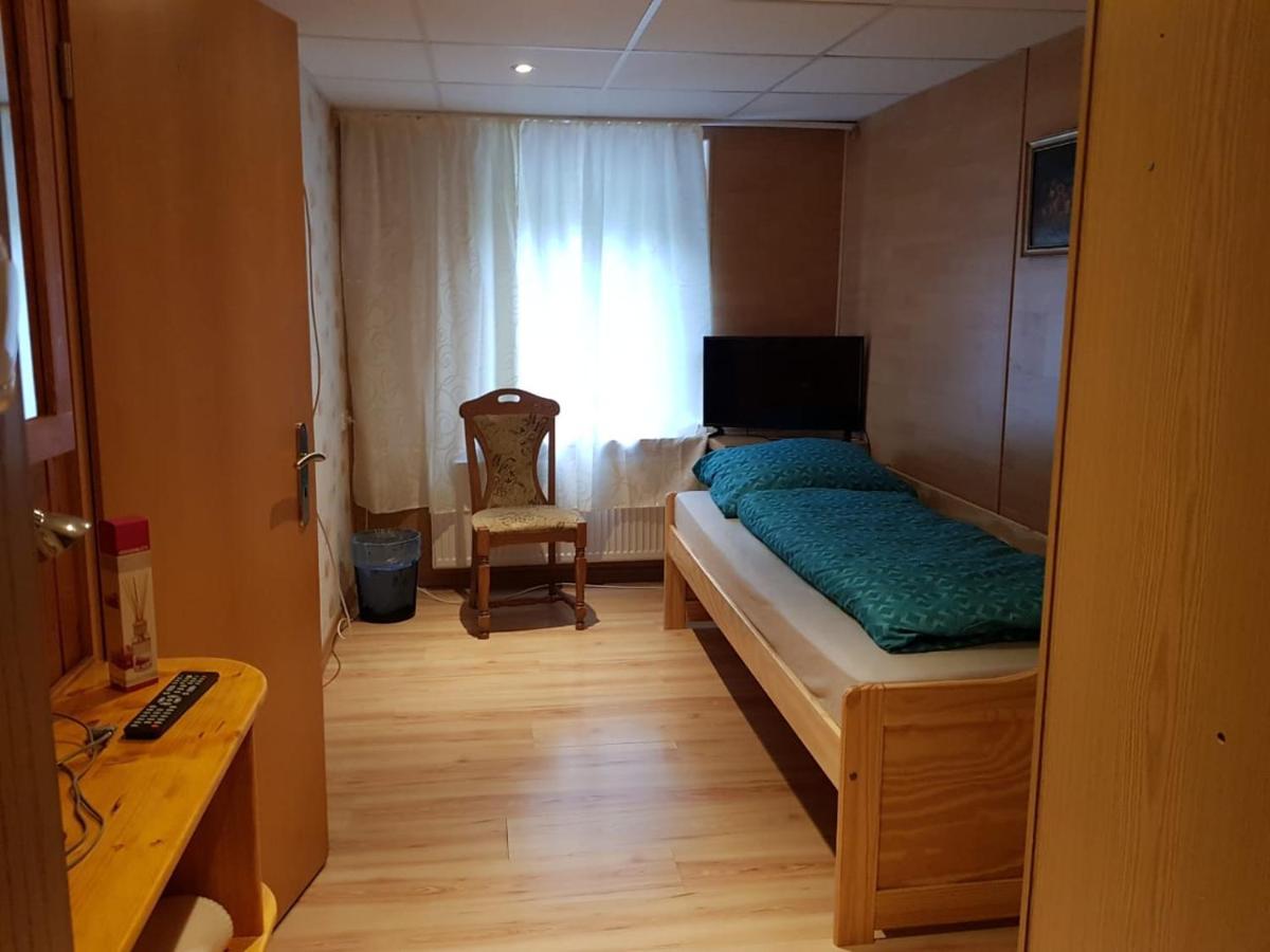 Le Delizie Siciliane Hotel Oelsnitz  Buitenkant foto