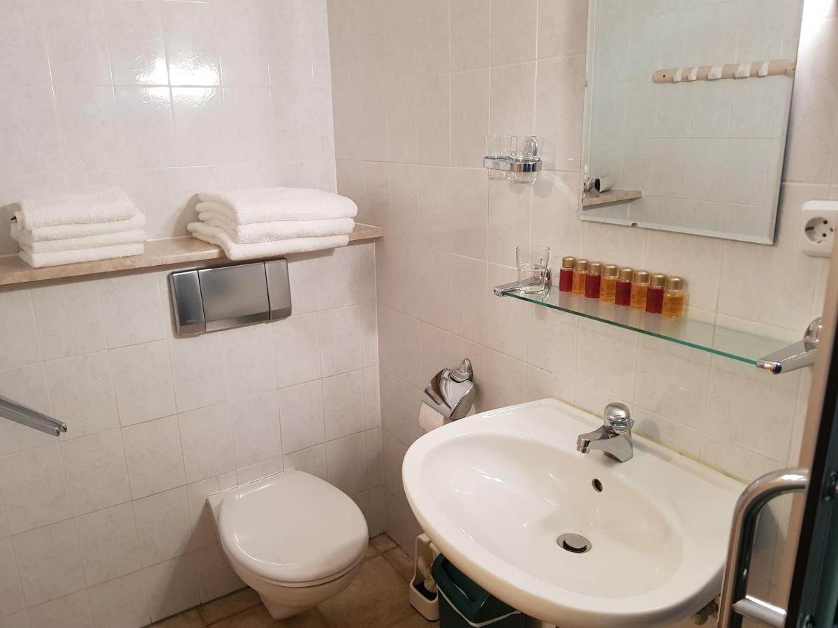 Le Delizie Siciliane Hotel Oelsnitz  Buitenkant foto